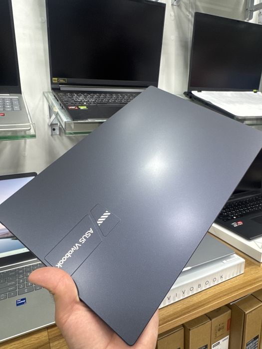 Ноутбук ASUS X1404V новый