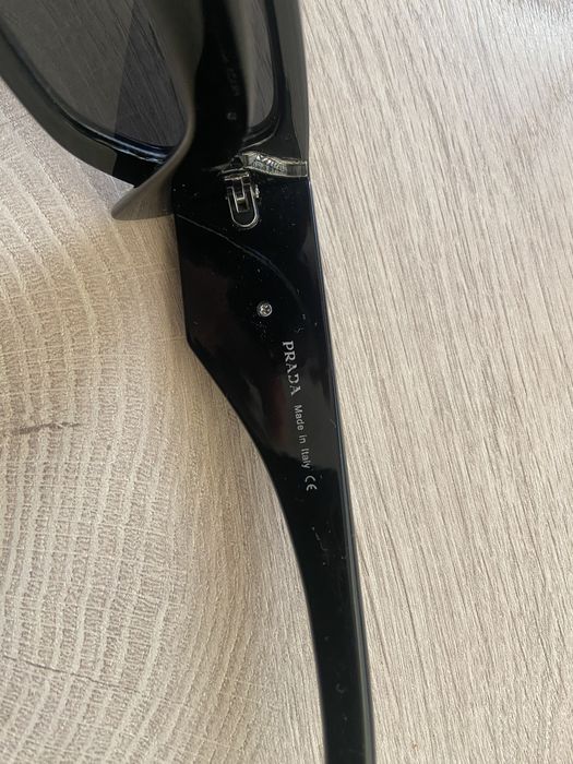 Слънчеви очила Prada