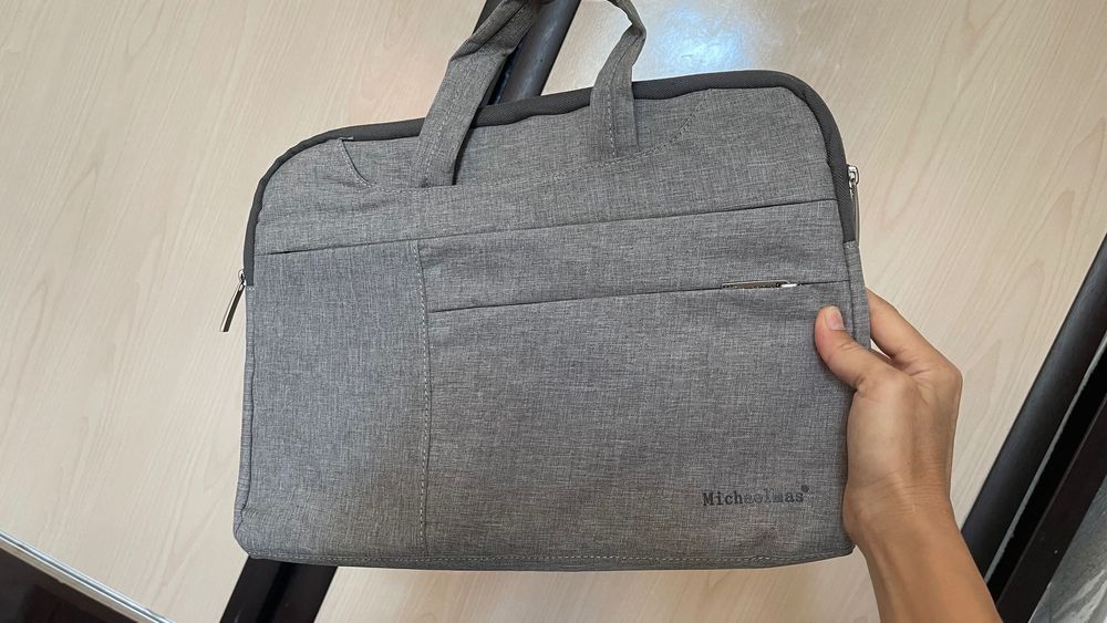 Сумки для ноутбуков