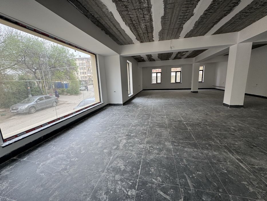 Katta magazin sotiladi buxoroda