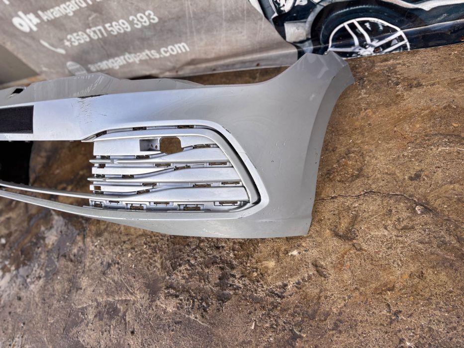 Предна броня • Volkswagen Golf 8