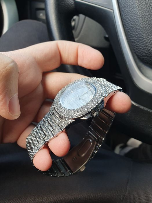 Ceas iced out nou