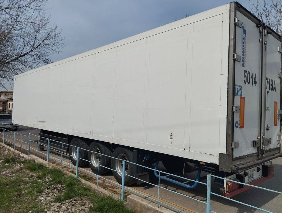 Сотувда Прицеп
 Schmitz Бутка 7-Стенка