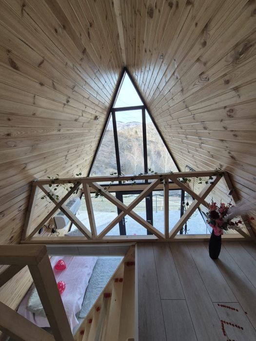 Cazare A-Frame 2/4 Persoane ciubăr/saună .