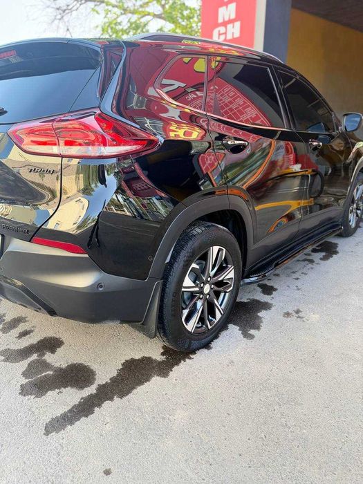 Продаётся тракер-2