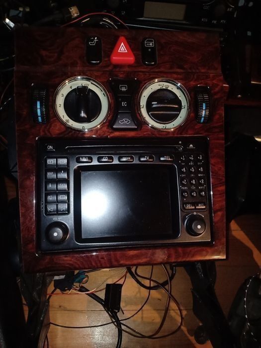 Центр консоль Мерс.210.рест.