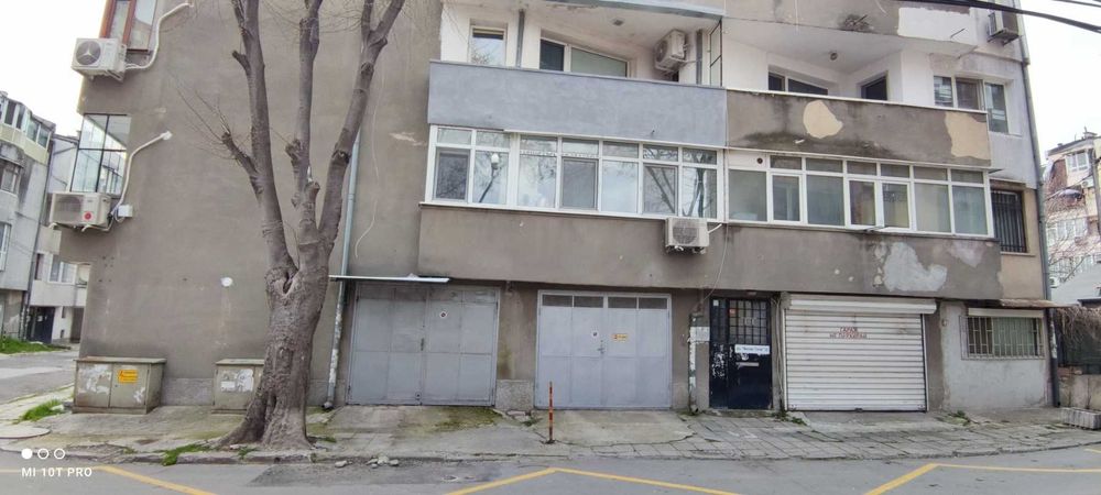 Продава се напълно обзаведен едностаен имот
