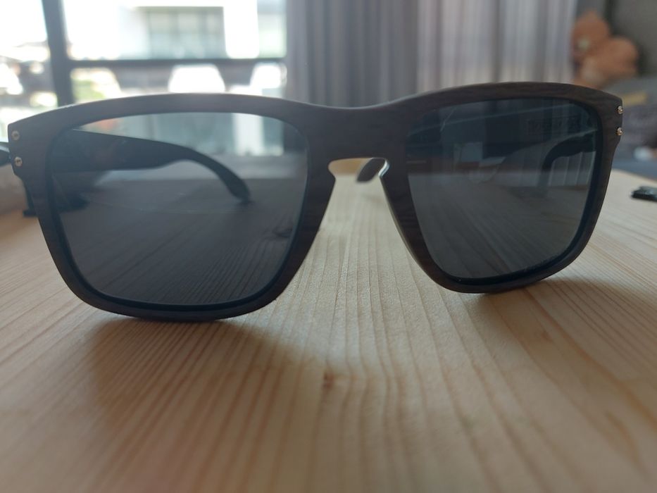 Слънчеви очила OAKLEY