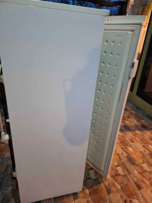 Racitor  /  Combină Frigider Congelator