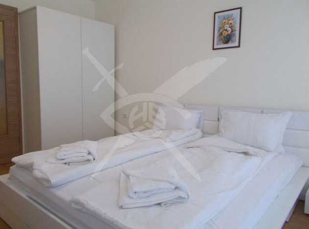 Тристаен апартамент в Елените 47207