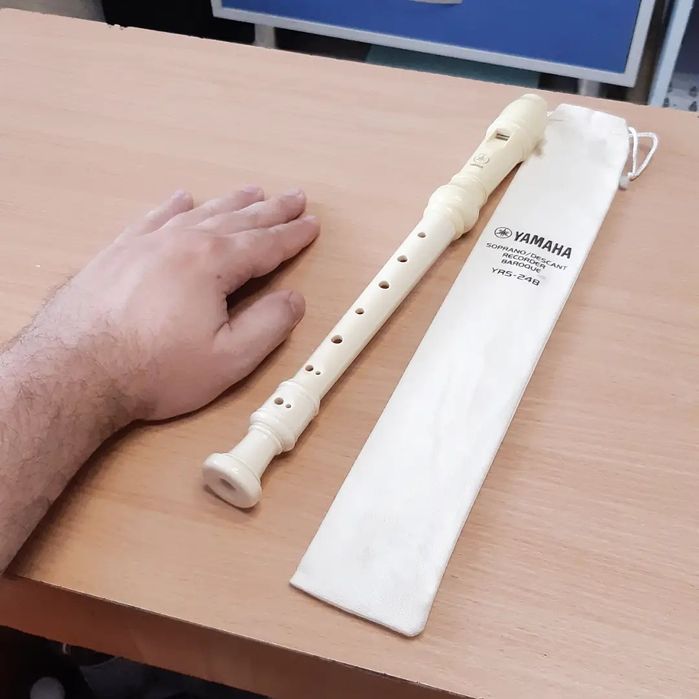 Блок флейта yamaha yrs-24b soprano