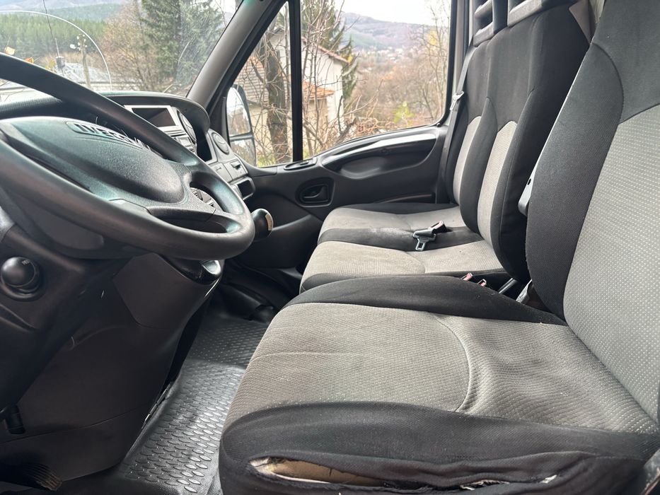 45 е Товарен МАКСИ БУС МИКРОБУС ПОД НАЕМ КЛИМТИК София 45 е.  / 24 ч