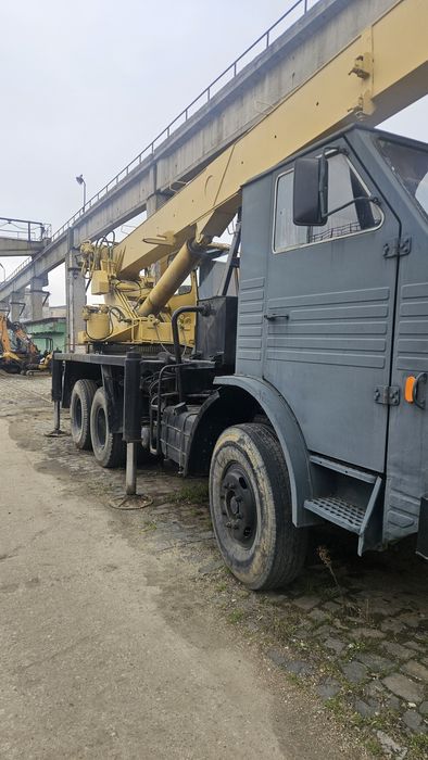 Automacara  hidraulică 18 T