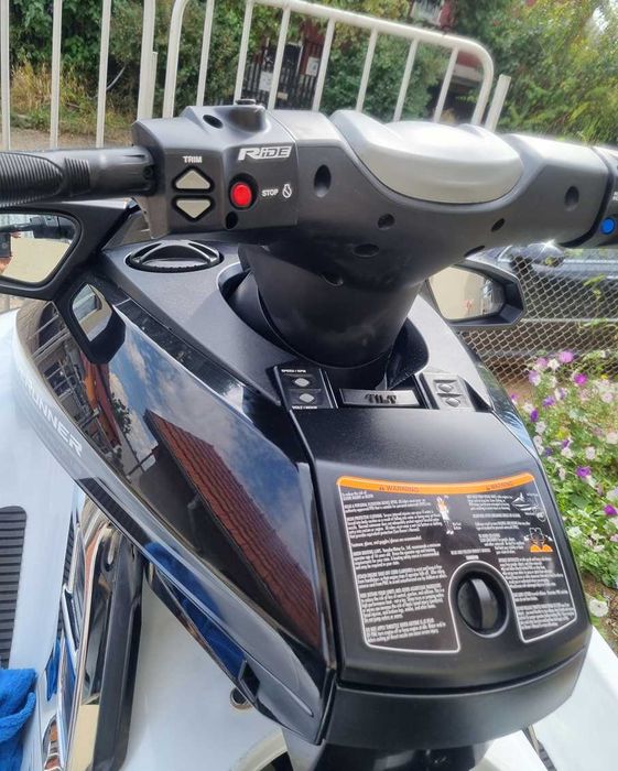 Двет YAMAHA Waverunner 1800