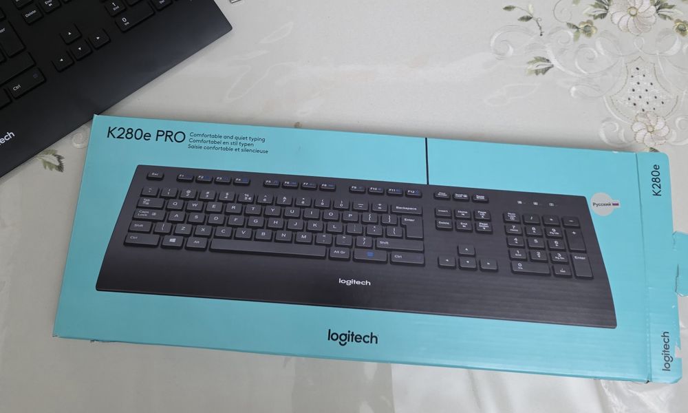 Клавиатура Logitech проводной