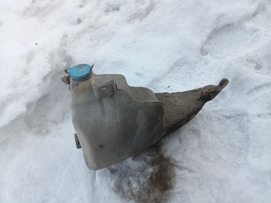 Продам запчасти на ауди б 3