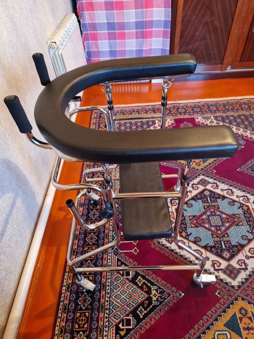 Ходунок на колесах