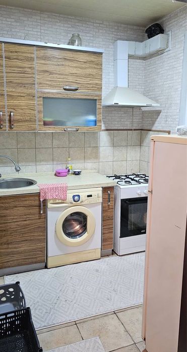 Аренда 2 хонали уй Массив Ялангач , Автосалон