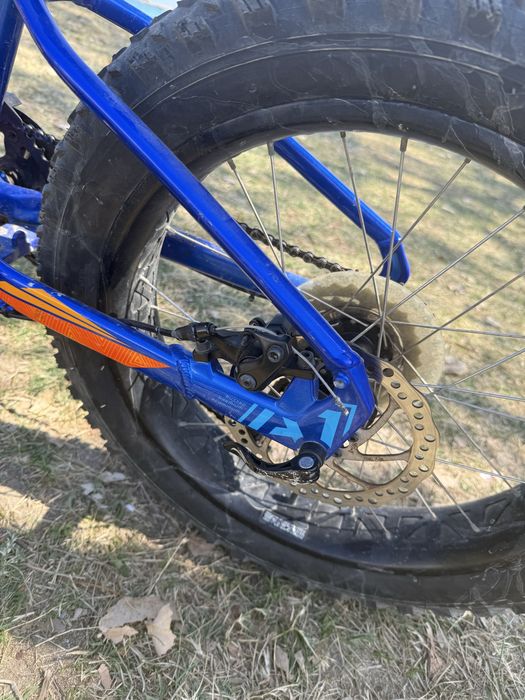 Детски велосипед/колело Fat bike 20 Specialized