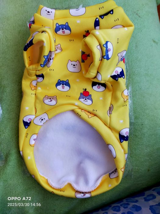 Продам одежду для маленьких собачек