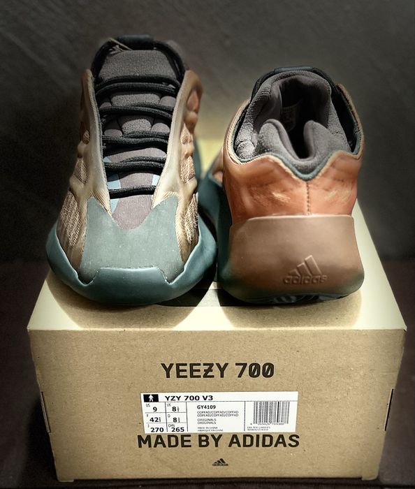 НОВИ ! Adidas Yeezy 700 V3 – размер 42 2/3