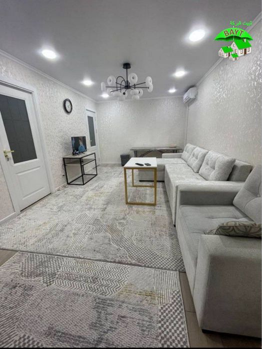 Парус Т.Центр 3/2/4 Балкон 2×6 Кирпичный дом Чиланзар 6 кв Продажа ^