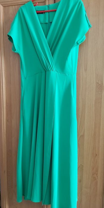 Rochie elegantă culoare verde sezon vară.Mărimea 46.