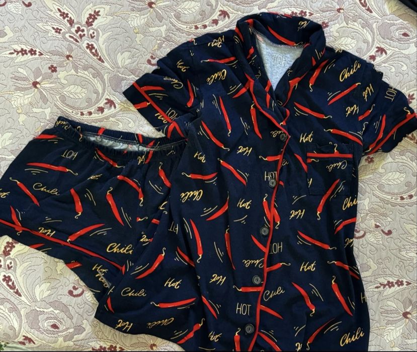 Разные цены Очень много вещей пишите ватцап