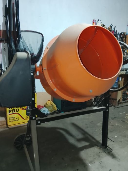 Бетономешалка 200 л