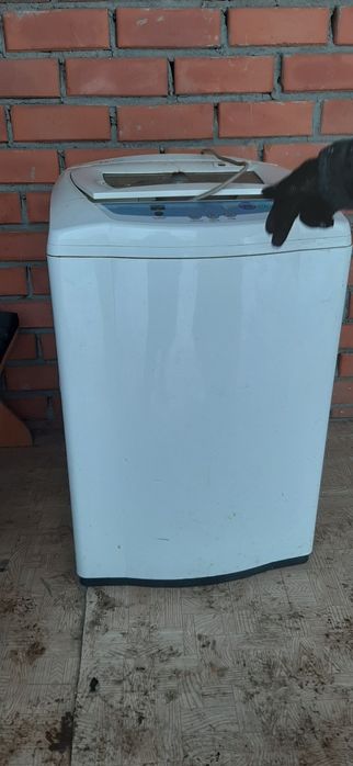 Продам стиральную машину