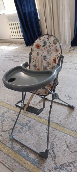 Продам столик для кормления