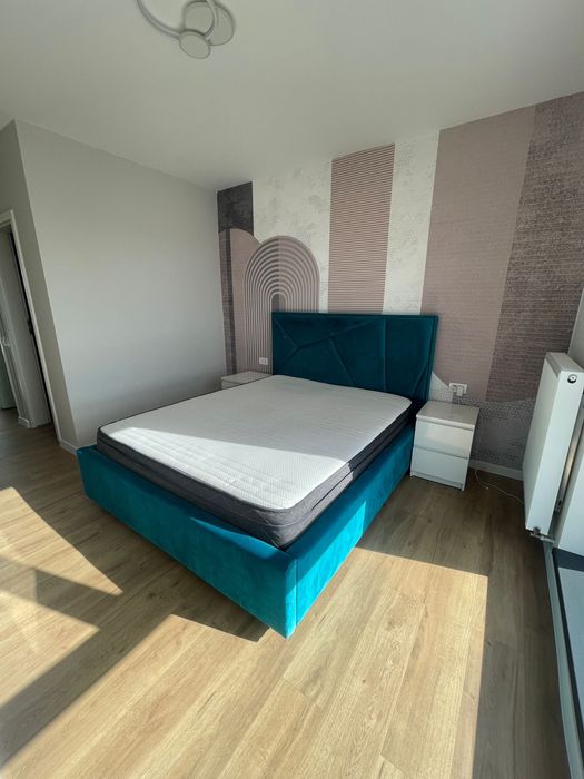 Pat Matrimonial Tapițat Catifea (Petrol) + Saltea inclusă + Ladă Depozitare