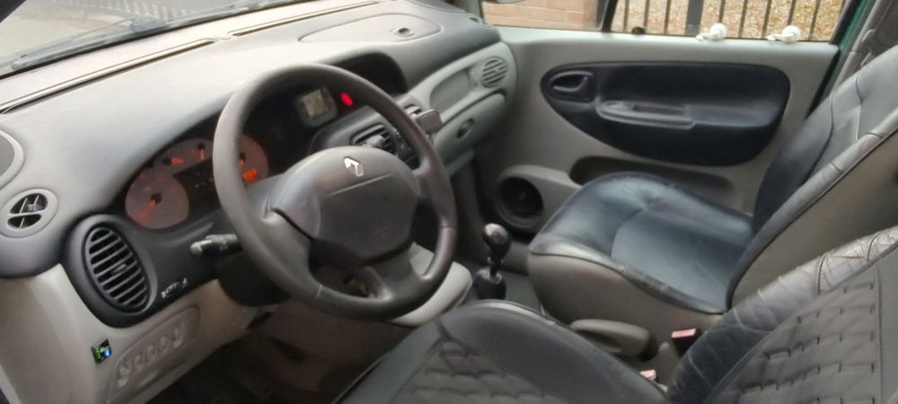 RENAULT Scenic RX4 2000 — imagine 2
