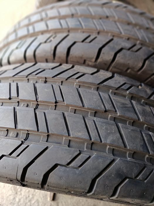 БУСОВИ ЛЕТНИ -2023г.-16цола-215/75-1бр.-140лв."CONTINENTAL"-като нови