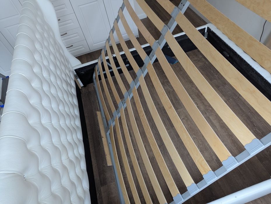 Прлдам кровать 2х2м