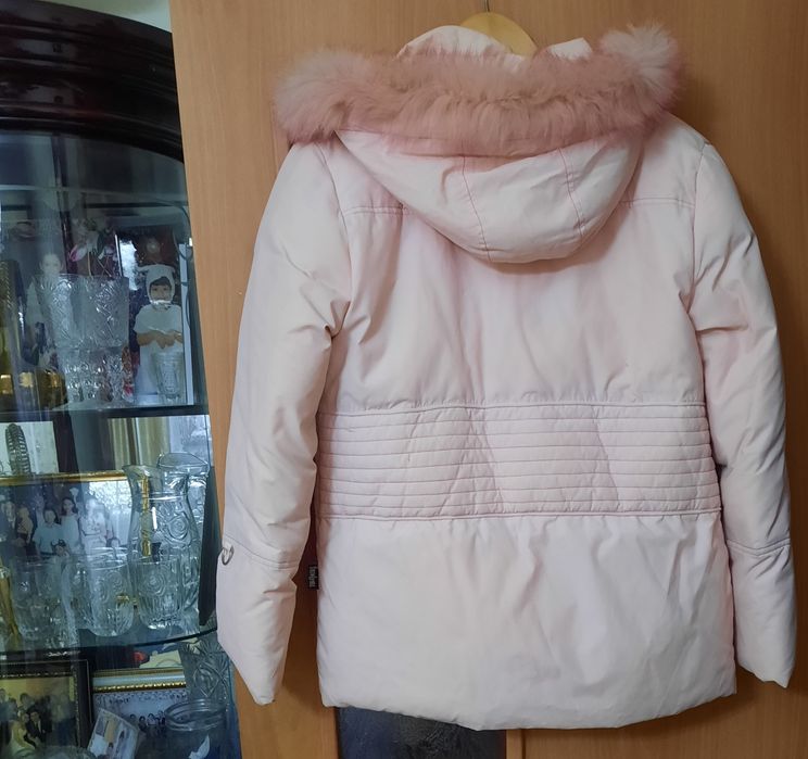 Пуховики на девочку размер 42-44