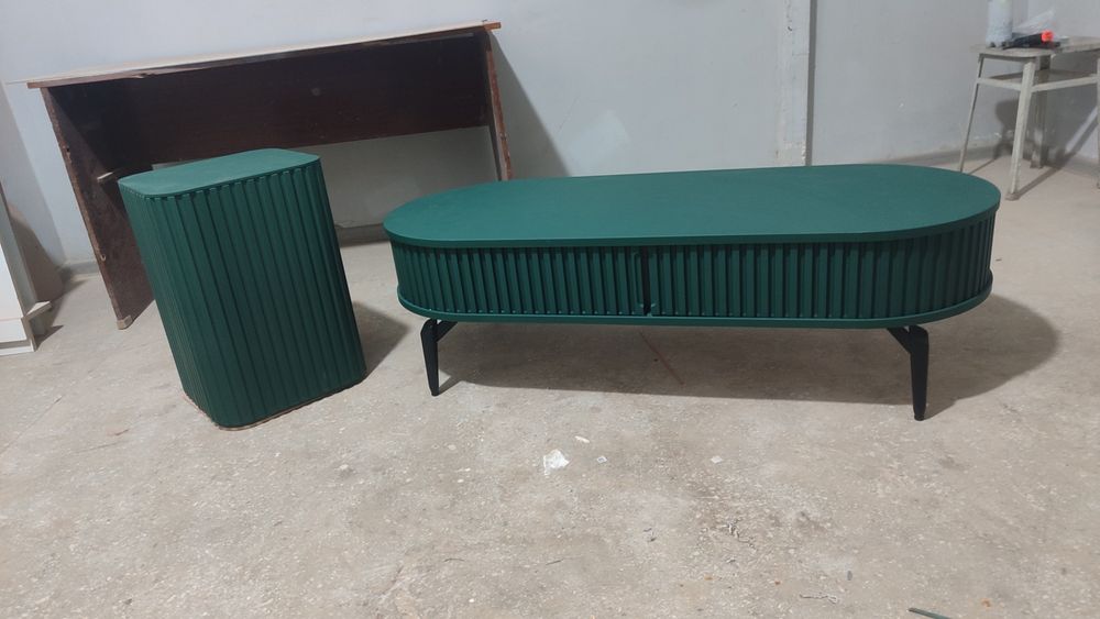 Журнальные столики ,ТВ тумбы , прикроватные тумбы,