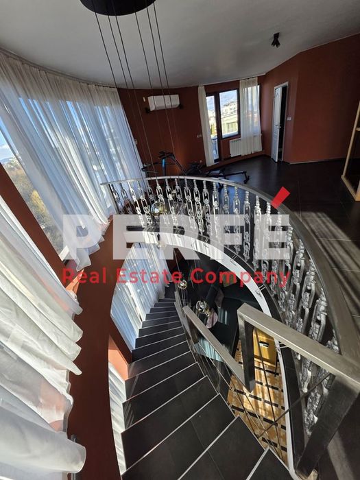 Дава се под наем Мезонет в ж.Южен парк - 200 кв.м за 3191.58 € - Снимка #12