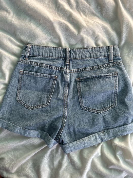 Къси панталонки - разпродажба