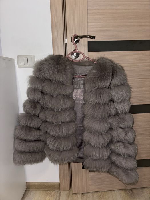 vand geaca de vulpe polara gri