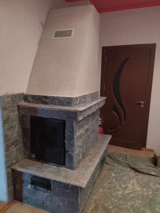 Execut case la rosu, finisari , acoperisuri , seminee, gratare