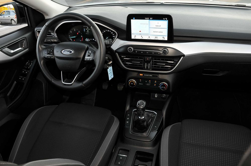 FORD Focus 2019 — imagine 2