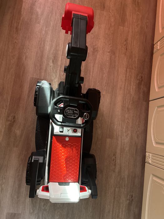 Машинка экскаватор