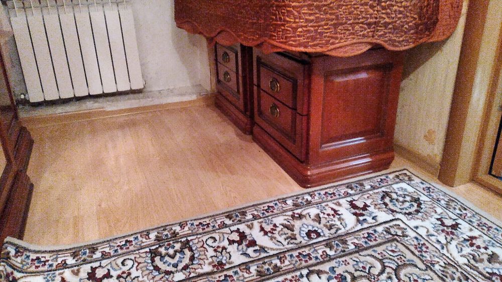 Продам спальный гарнитур