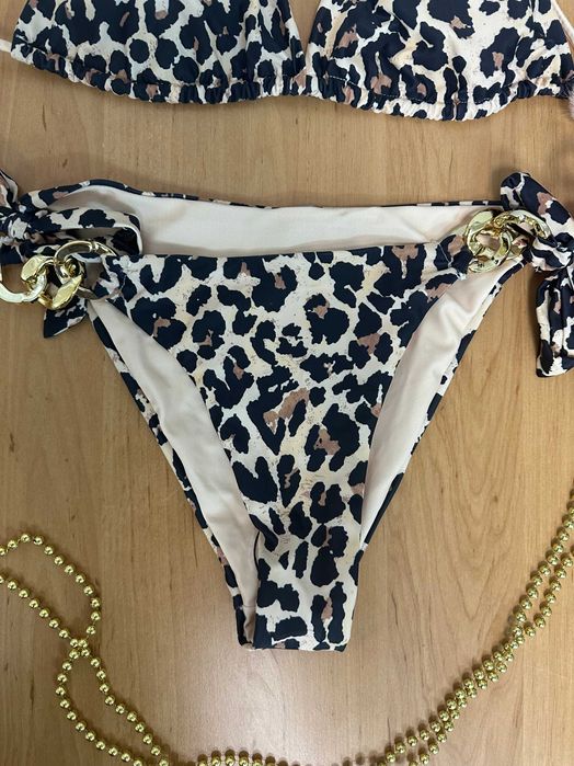 Дамски бански от две части