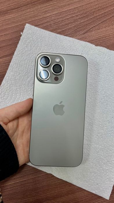 Продам айфон 16 про макс