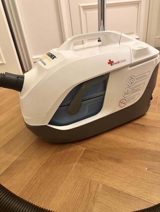 Пылесос Karcher срочно