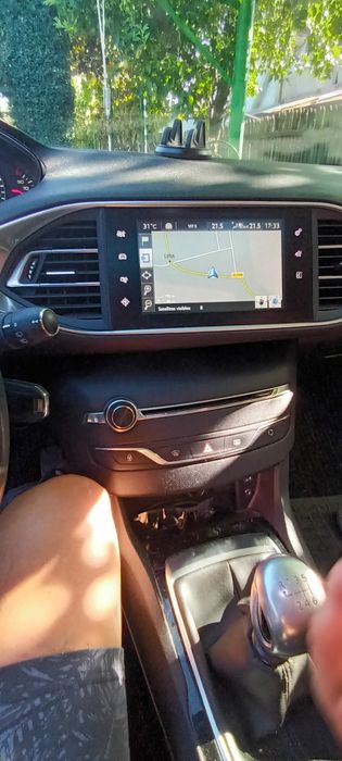 Vând Peugeot 308 1.6 hdi blue  2014, Full option, stare excepțională cu filtru de particule,  disc  ambreaj, distribuție  toate noi.