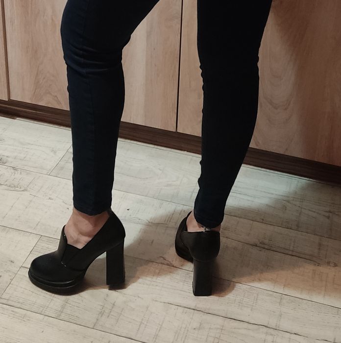 Продам туфли летние