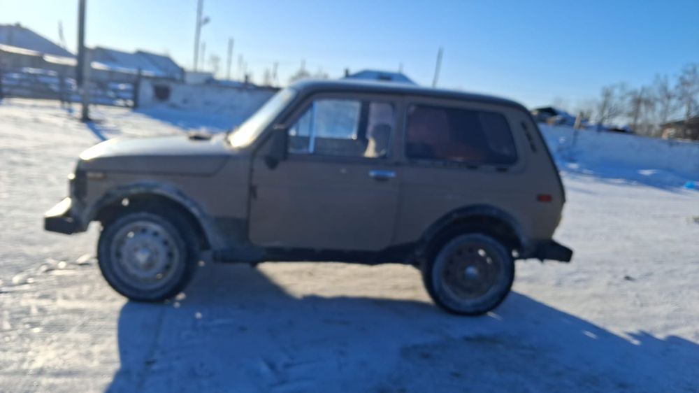 Нива продам на ходу